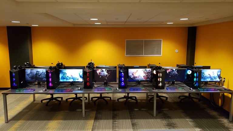 esports computer gaming room