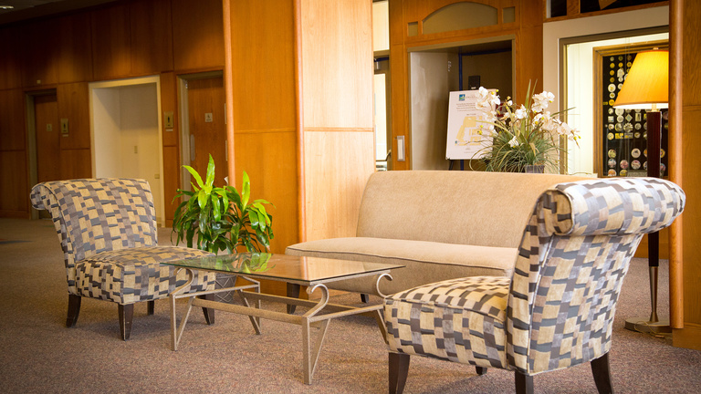 iowa house hotel lobby
